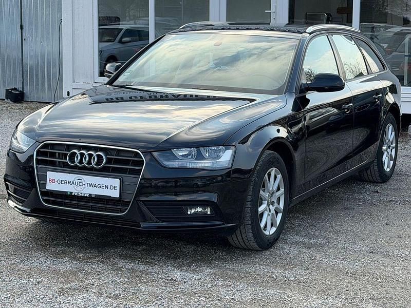Gebraucht Audi A4 Attraction 150 PS (110 kW) 2015 Schwarz Kombi