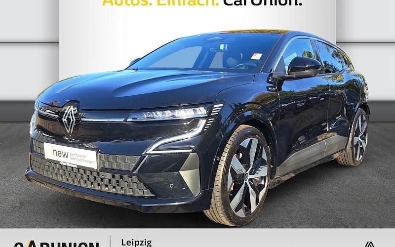 Black pearlschwarz metallic Gebraucht 2023 Renault Mégane Techno Limousine | 25.995 € (Superpreis) - Bild 1/4