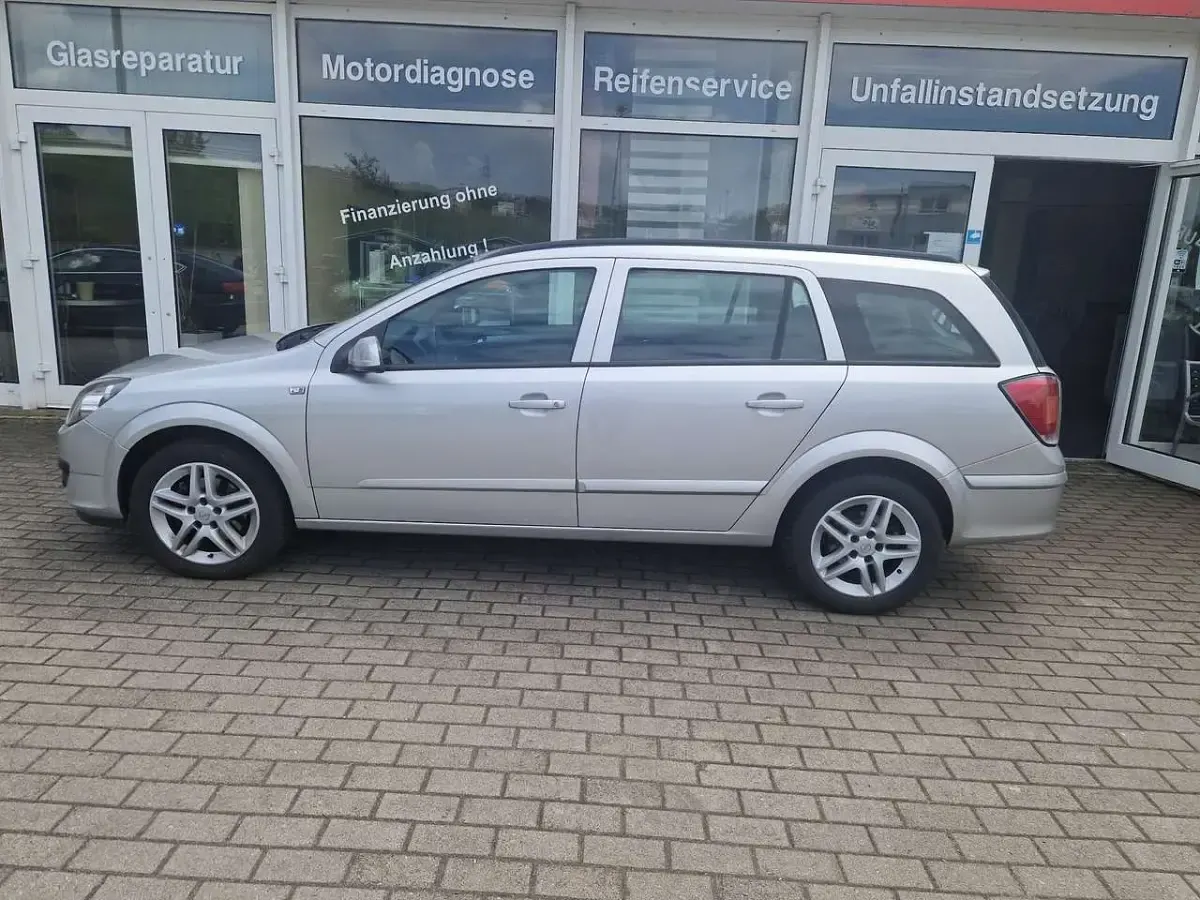 Gebraucht Opel Astra 105 PS (77 kW) 2005 Silber Kombi