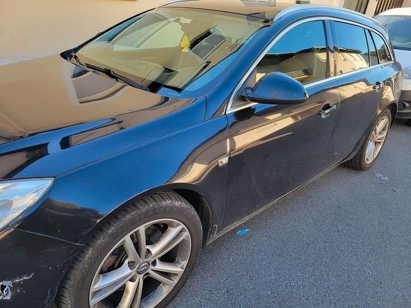 Schwarz Gebraucht 2011 Opel Insignia Sport Kombi | 4.800 € (Etwas zu teuer) - Bild 1/4
