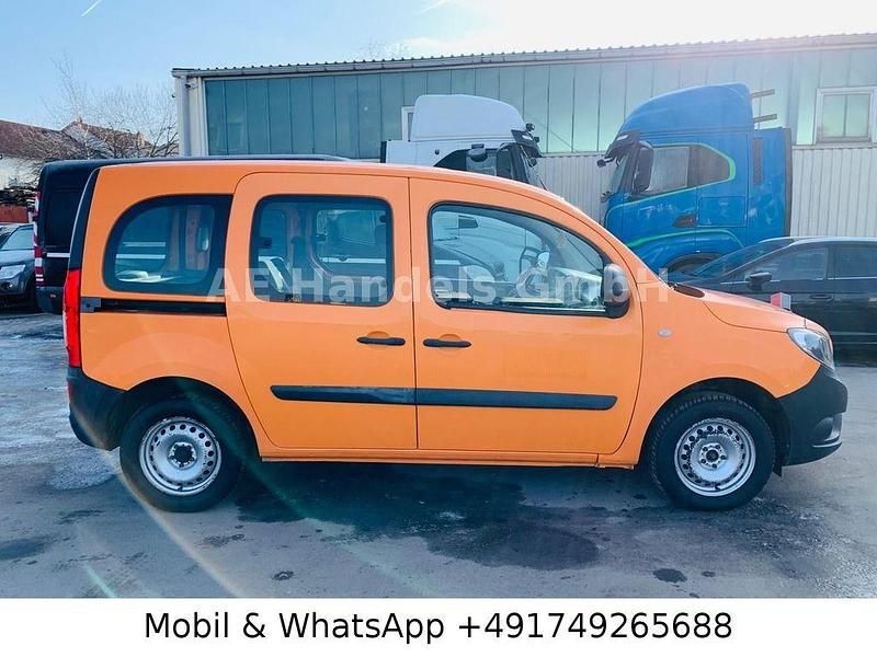Gebraucht Mercedes Citan 111 110 PS (80 kW) 2015 Orange Kombi