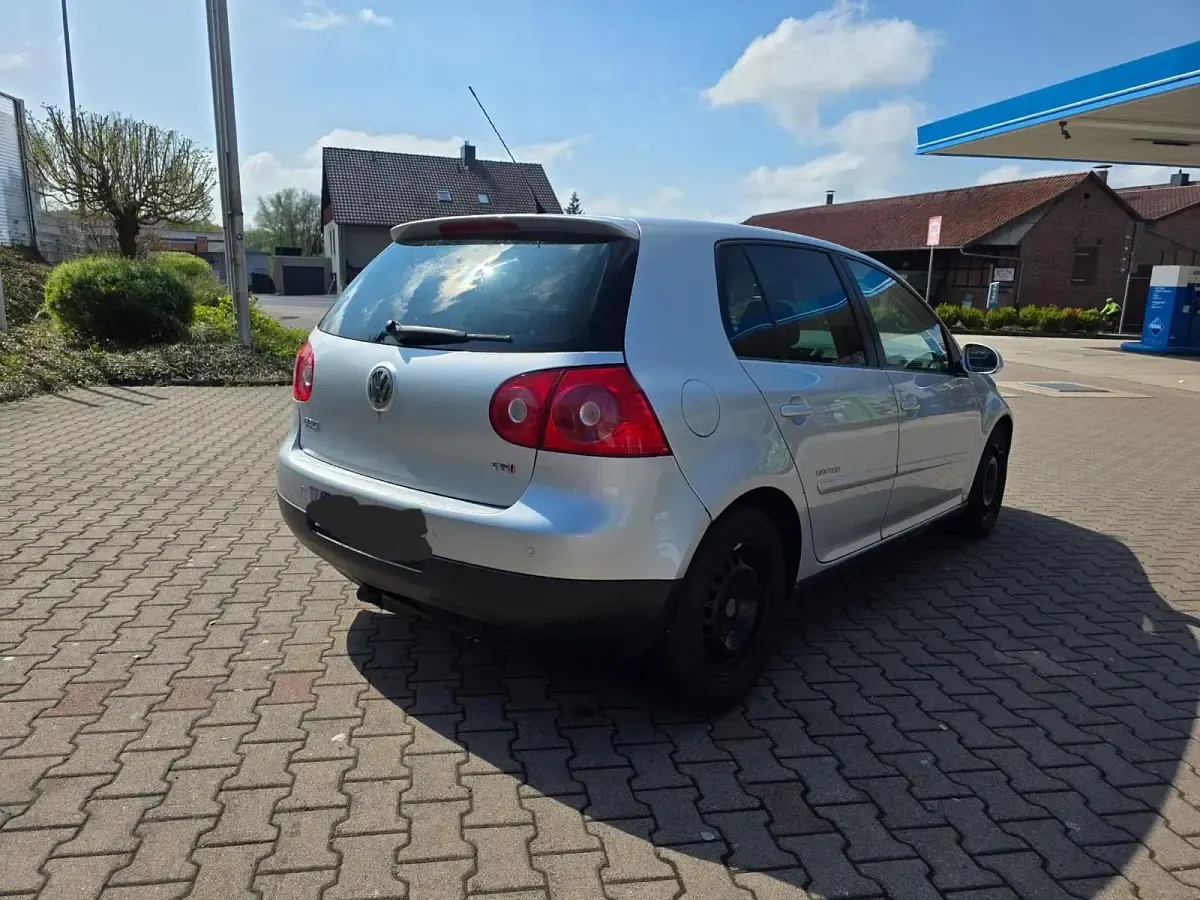Gebraucht VW Golf V 2008 Grau Kleinwagen