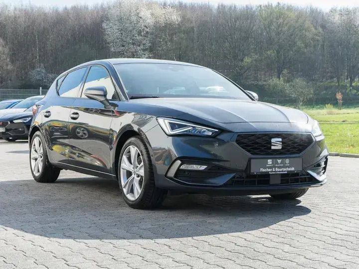 Gebraucht Seat Leon FR 150 PS (110 kW) 2021 Grau Kleinwagen