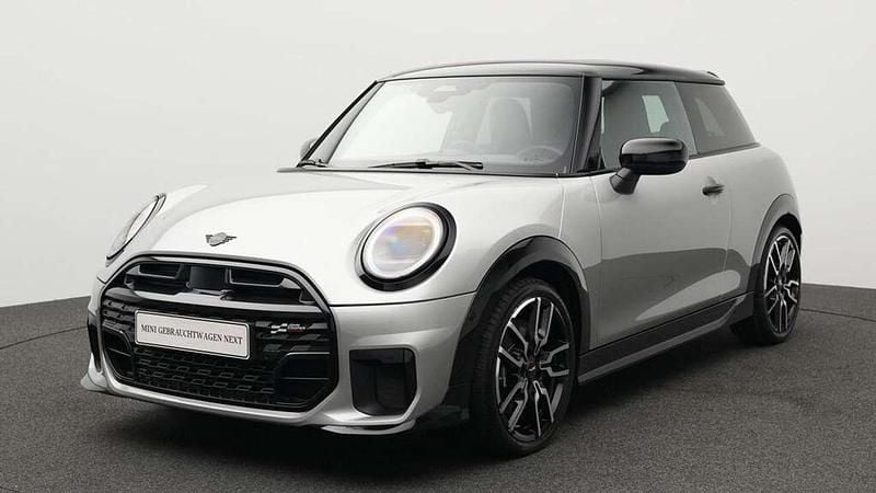 Grau Gebraucht 2024 Mini John Cooper Works Kleinwagen | 28.873 € (Guter Preis) - Bild 1/4