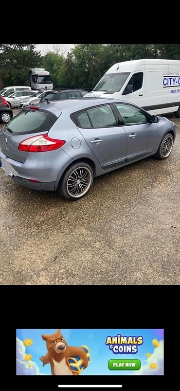 Blau Gebraucht 2009 Renault Mégane III Kleinwagen | 3.000 € (Guter Preis) - Bild 1/4