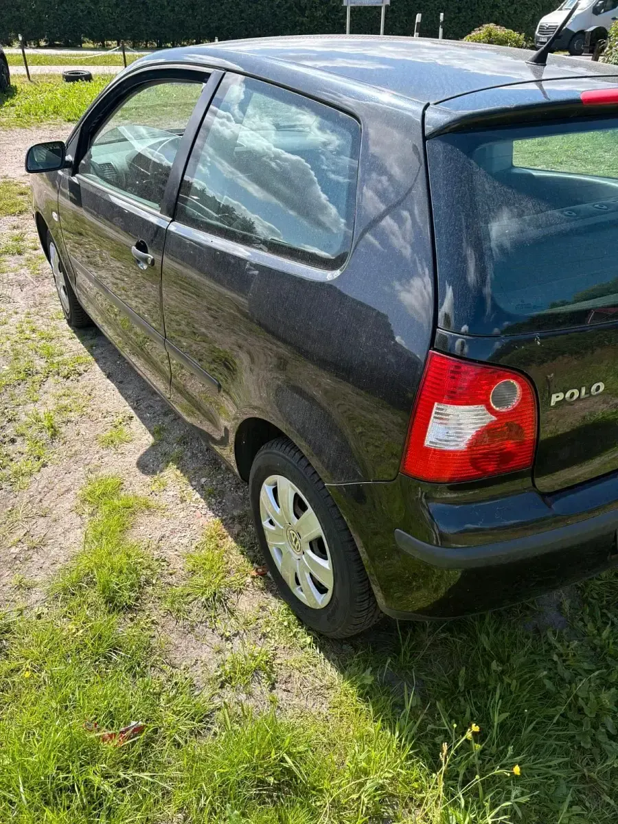 Gebraucht VW Polo 54 PS (39 kW) 2003 Schwarz Kleinwagen