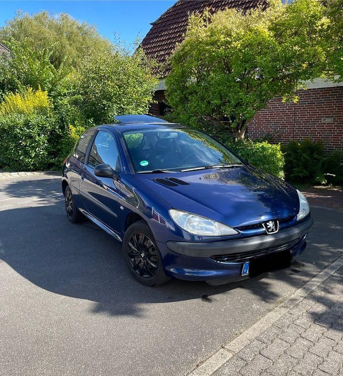 Blau Gebraucht 2001 Peugeot 206 Filou Limousine | 1.950 € (Etwas zu teuer) - Bild 1/4
