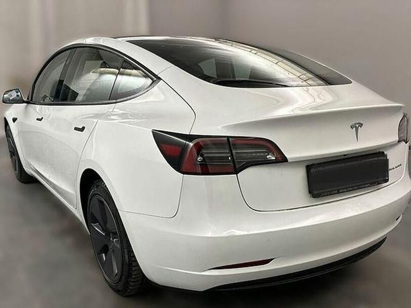 Gebraucht Tesla Model 3 324 kW (441 PS) 2022 Weiss Limousine