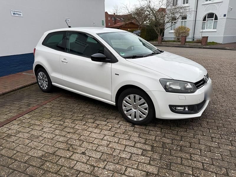 Gebraucht VW Polo Match 69 PS (50 kW) 2012 Weiß Kleinwagen