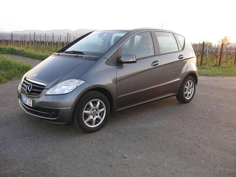 Gebraucht Mercedes A150 95 PS (69 kW) 2008 Grau Limousine