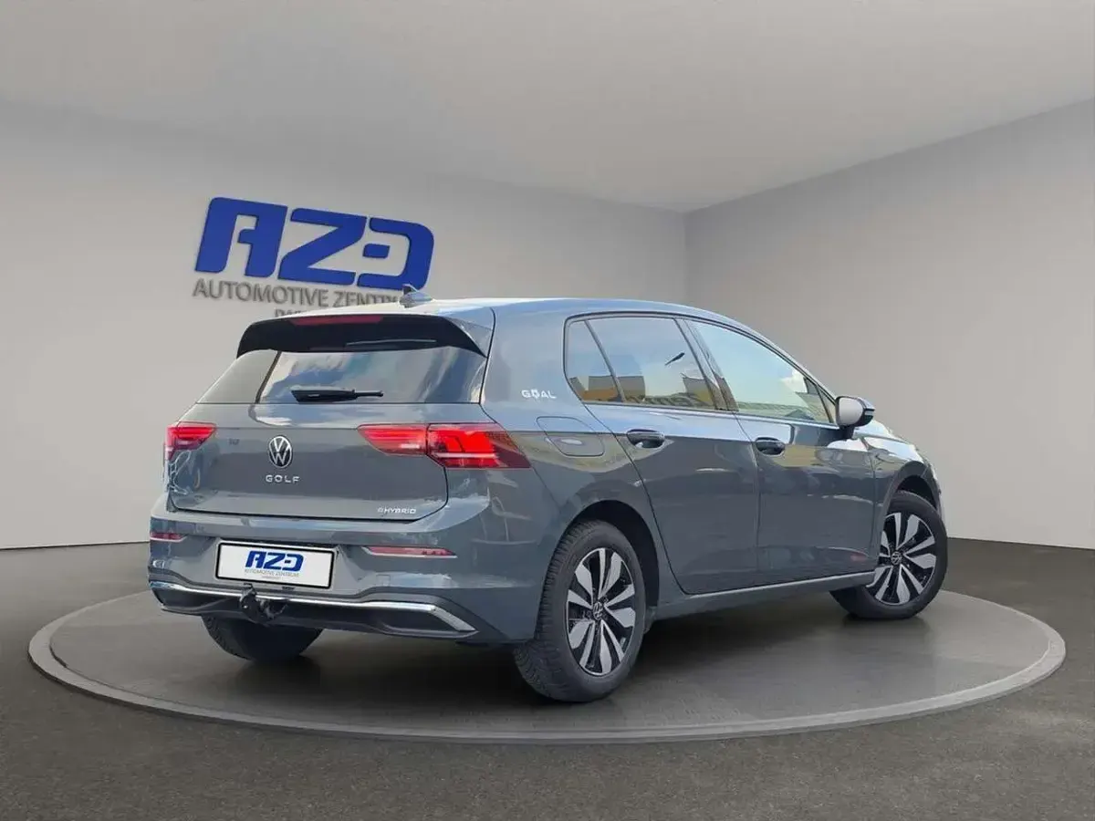 Gebraucht VW Golf VIII Goal 150 PS (110 kW) 2025 Delfingrau metallic Limousine