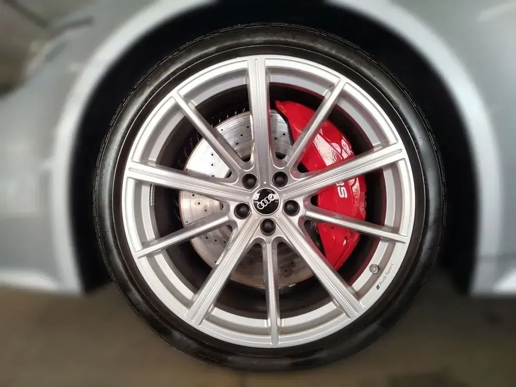 Gebraucht Audi RS6 Sport 600 PS (441 kW) 2022 Florettsilber metallic Kombi