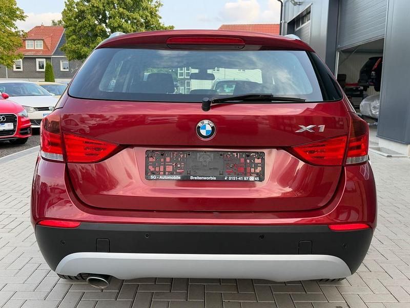 Gebraucht BMW X1 xLine 143 PS (105 kW) 2011 Rot SUV