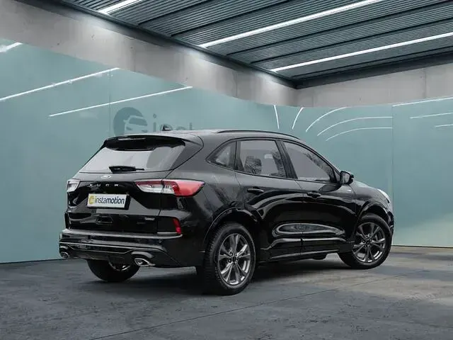 Gebraucht Ford Kuga ST-Line 224 PS (164 kW) 2024 Schwarz SUV