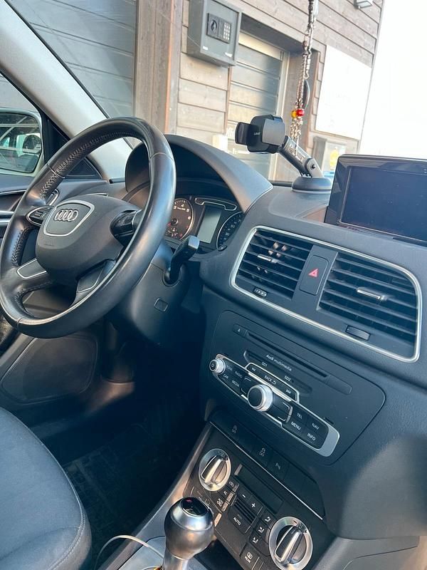 Gebraucht Audi Q3 170 PS (125 kW) 2013 Weiß SUV