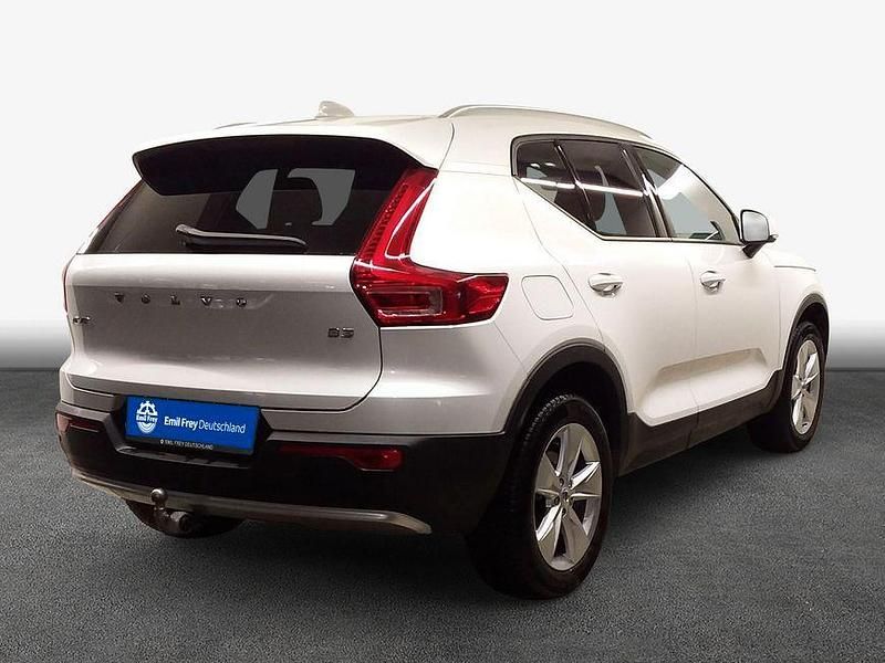 Gebraucht Volvo XC40 Core 163 PS (119 kW) 2024 Weiß SUV