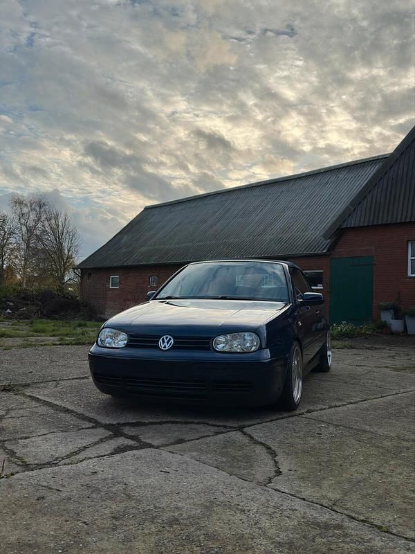 Gebraucht VW Golf Cabriolet 116 PS (85 kW) 2001 Blau Cabrio