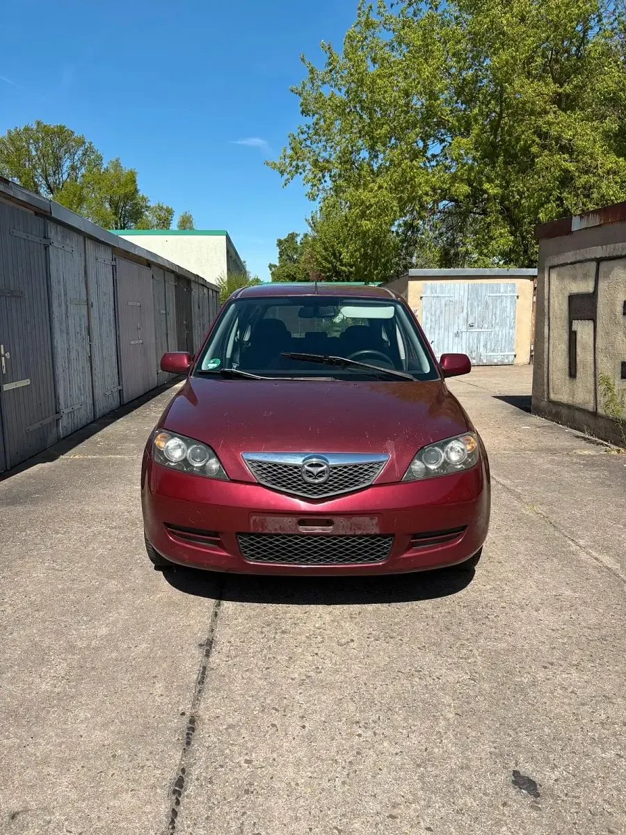 Usata Mazda 2 80 CV (58 kW) 2006 Rosso Utilitaria