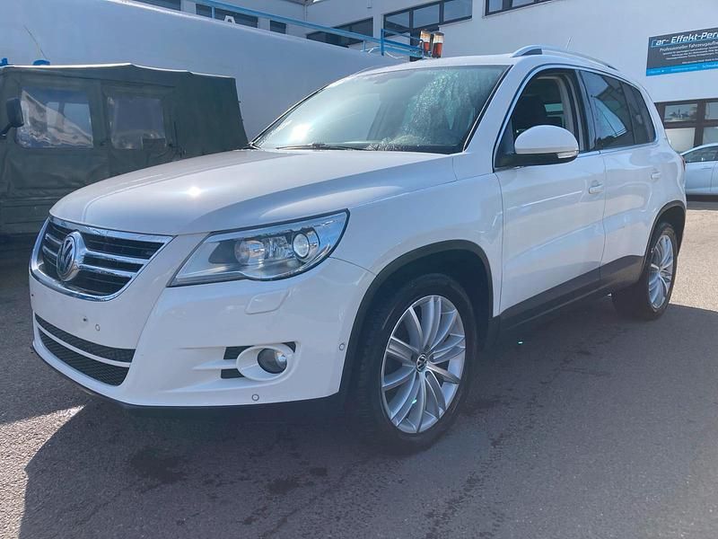 Gebraucht VW Tiguan 200 PS (147 kW) 2010 Weiß SUV