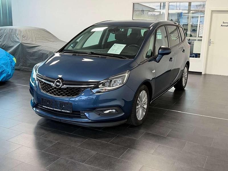 Nacht blau met Gebraucht 2017 Opel Zafira Edition Van / Kleinbus | 15.500 € (Fairer Preis) - Bild 1/4