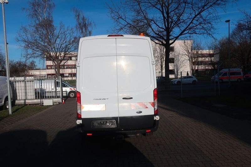 Gebraucht Ford Transit Trend 125 PS (91 kW) 2016 Weiß Limousine