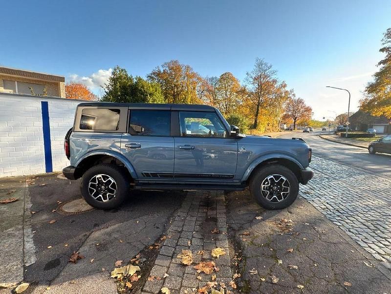 Neu Ford Bronco Outer Banks 334 PS (245 kW) 2025 Grau SUV