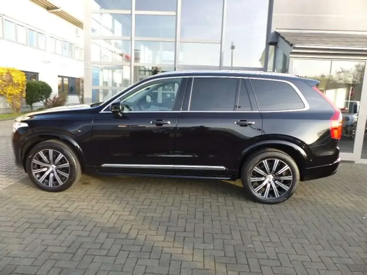 Gebraucht Volvo XC90 Ultimate 235 PS (172 kW) 2023 Schwarz SUV