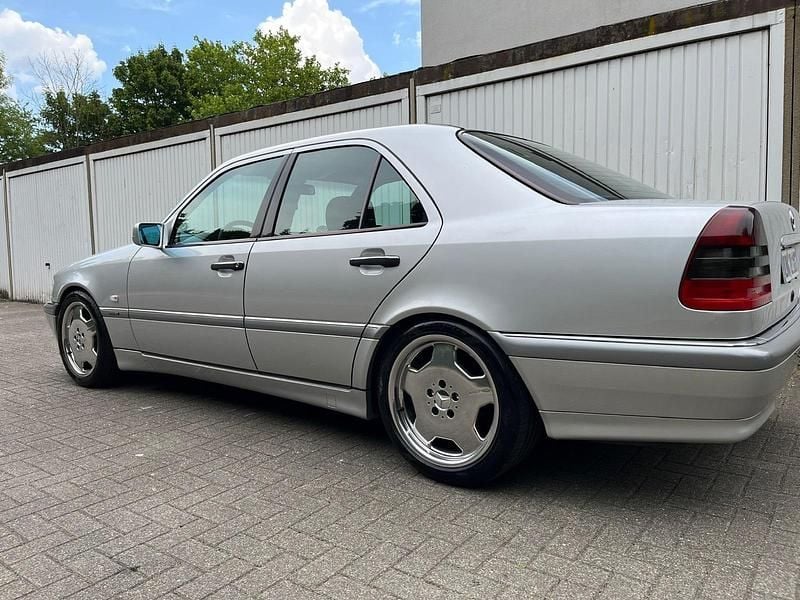 Gebraucht Mercedes C240 170 PS (125 kW) 1998 Silber Limousine