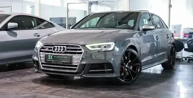 Gebraucht Audi S3 Comfort 310 PS (228 kW) 2017 Grau Limousine