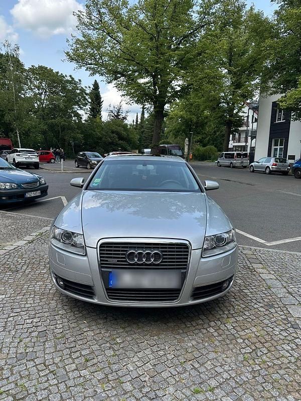 Silber Gebraucht 2004 Audi A6 Limousine | 6.480 € (Fairer Preis) - Bild 1/4