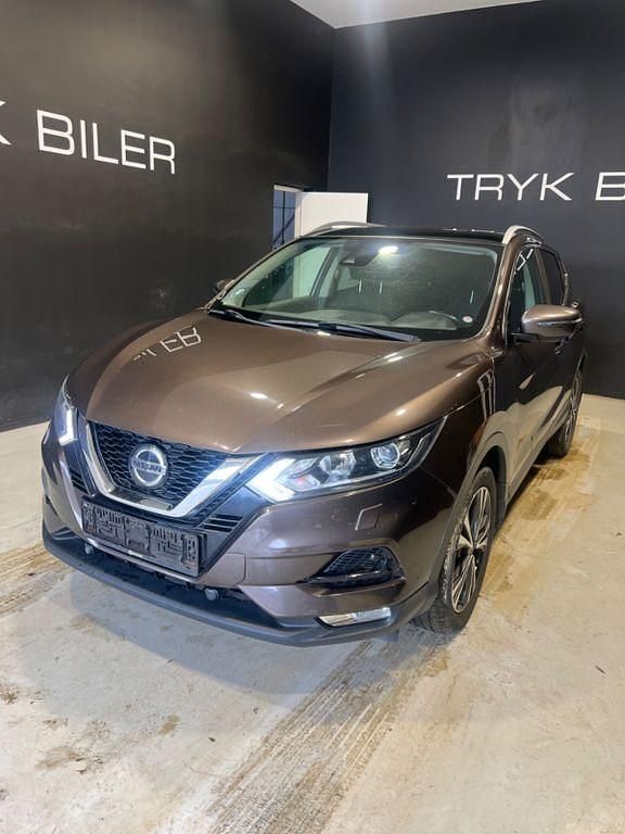 Braun Gebraucht 2019 Nissan Qashqai N-Connecta SUV | 9.500 € (Superpreis) - Bild 1/4
