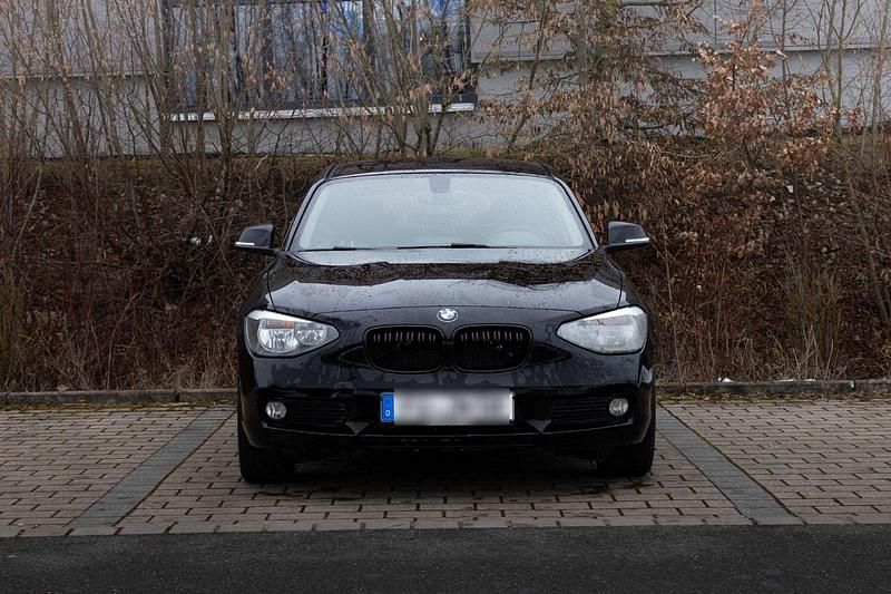 Gebraucht BMW 116 136 PS (100 kW) 2013 Schwarz Kleinwagen