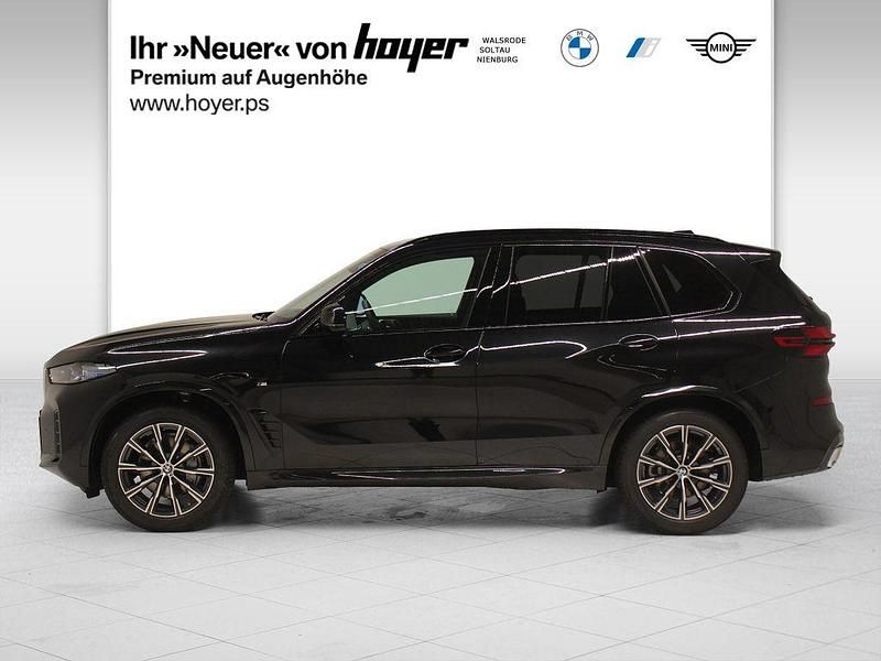 Neu BMW X5 M Sport 298 PS (219 kW) 2025 Carbonschwarz metallic SUV