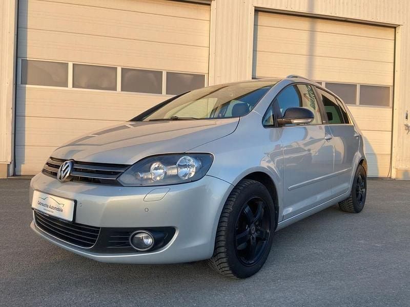 Gold Gebraucht 2012 VW Golf Style Limousine | 4.560 € (Guter Preis) - Bild 1/4