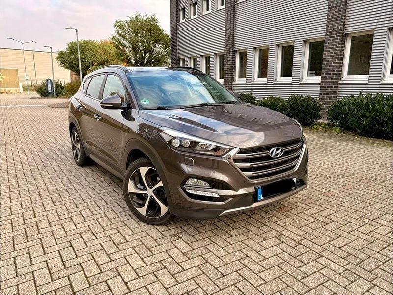 Gebraucht Hyundai Tucson Premium 177 PS (130 kW) 2016 Braun SUV