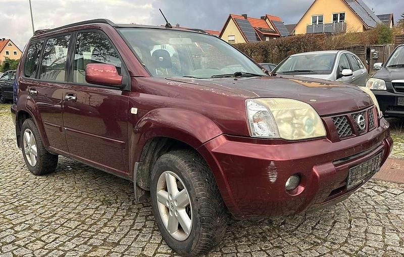 Roma red (m) Gebraucht 2004 Nissan X-Trail SUV | 2.700 € (Fairer Preis) - Bild 1/4