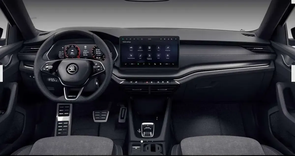 Gebraucht Skoda Octavia Selection 150 PS (110 kW) 2024 Waehlbar Kombi