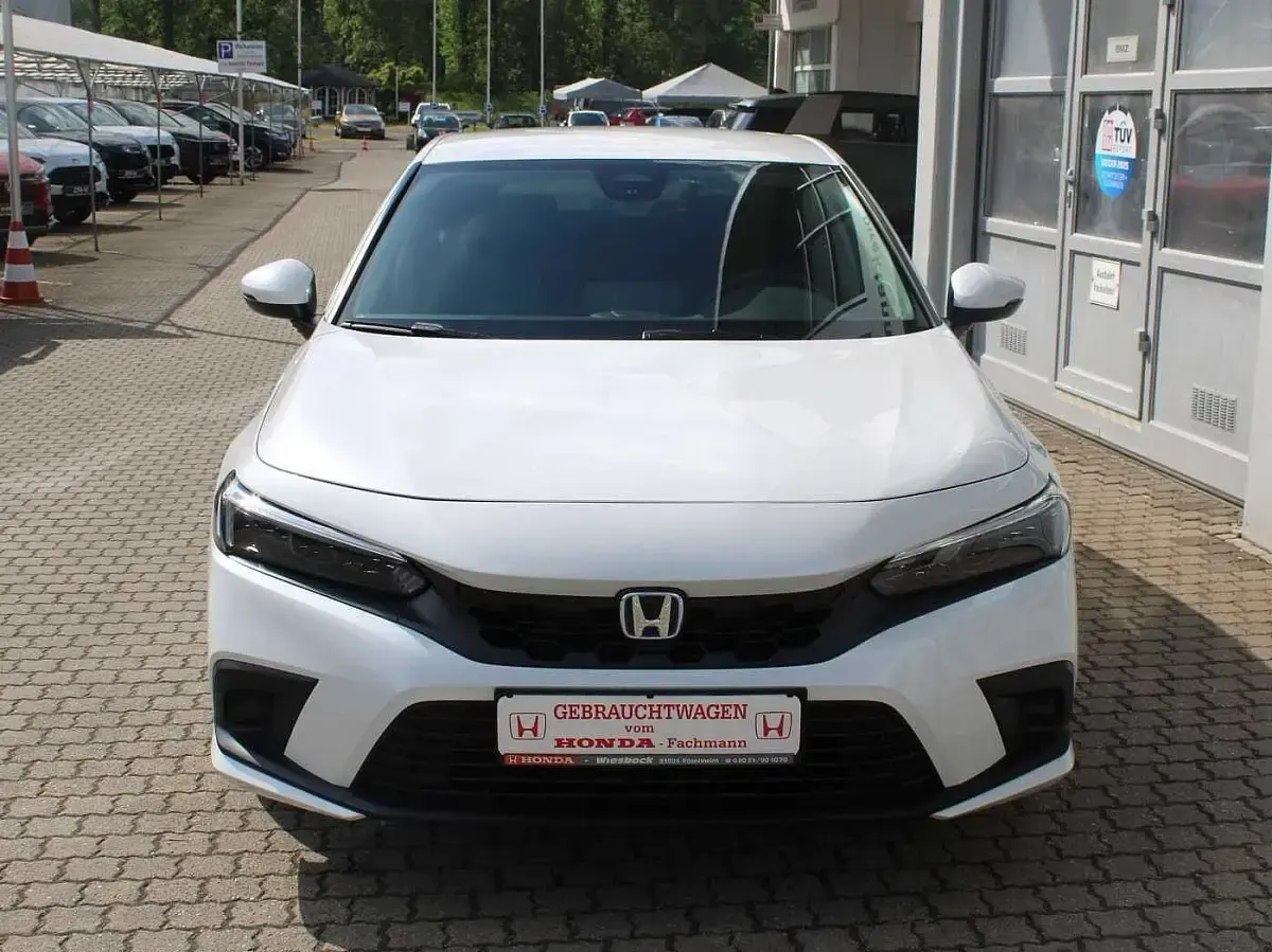 Gebraucht Honda Civic Elegance 143 PS (105 kW) 2023 Platinum white p