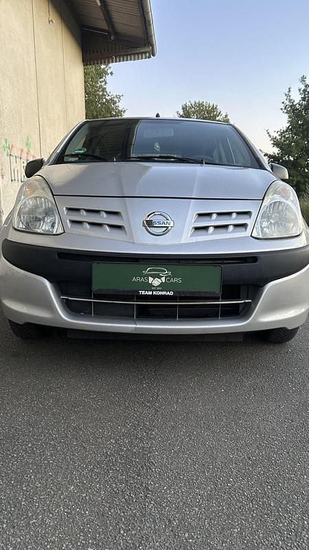 Grau Gebraucht 2011 Nissan Pixo Kleinwagen | 2.100 € (Fairer Preis) - Bild 1/4