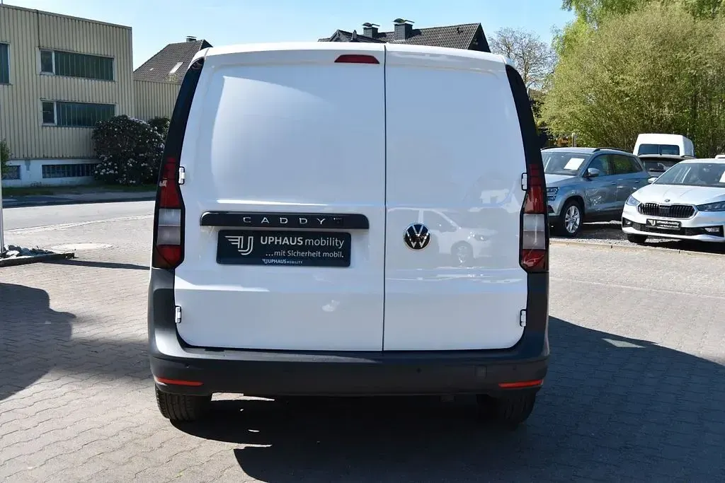 Usata VW Caddy 75 CV (55 kW) 2021 Bianco Monovolume