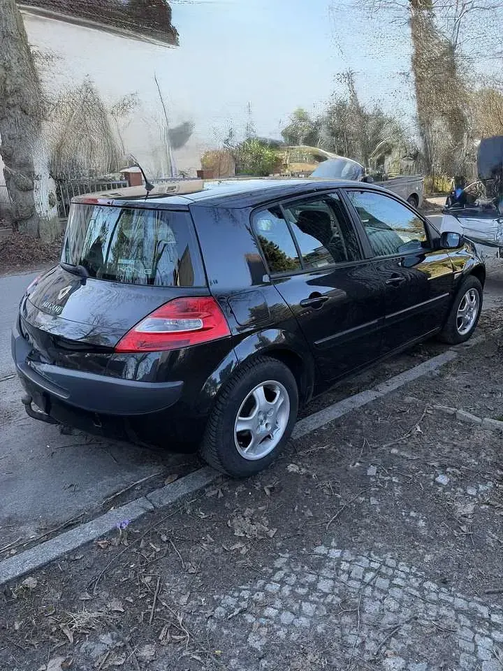 Gebraucht Renault Mégane III Authentique 111 PS (81 kW) 2008 Limousine