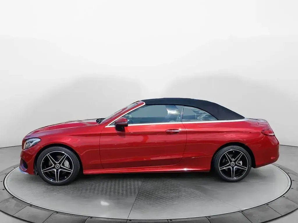 Gebraucht Mercedes C200 AMG line 184 PS (135 kW) 2017 Hyazinthrot Cabrio