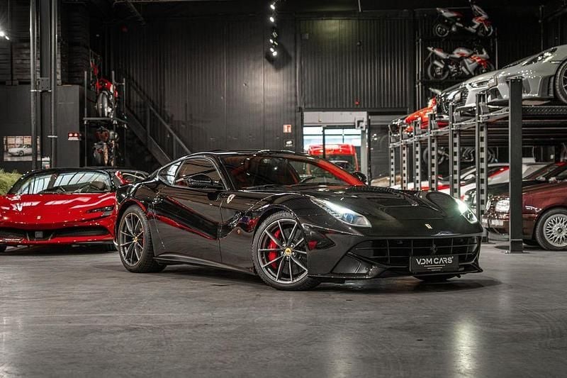 Gebraucht Ferrari F12 741 PS (545 kW) 2012 Schwarz Coupé