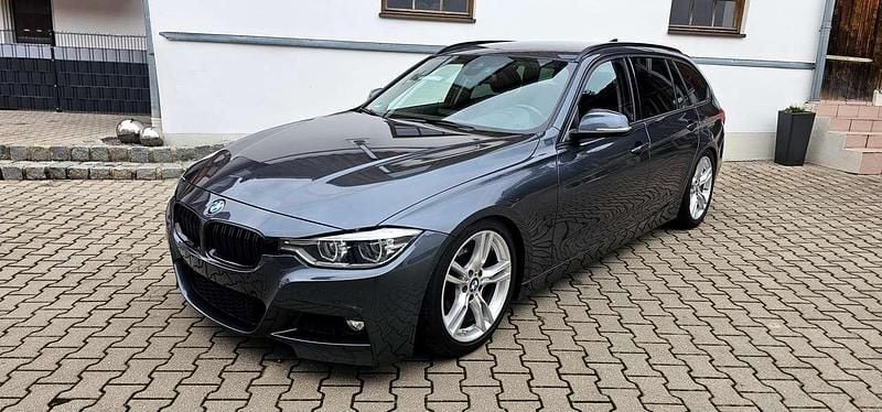 Mineralgrau metallic Gebraucht 2017 BMW 320 M Sport Kombi | 13.900 € (Superpreis) - Bild 1/4