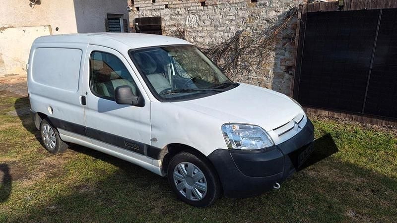 Gebraucht Citroën Berlingo 69 PS (50 kW) 2003 Weiß Van / Kleinbus