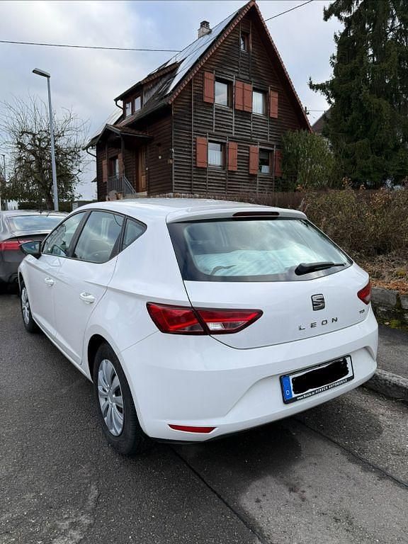 Gebraucht Seat Leon Style 105 PS (77 kW) 2015 Weiß Limousine