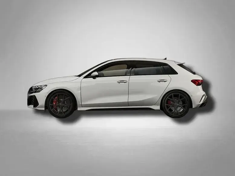 Gebraucht Audi RS3 400 PS (294 kW) 2026 Arkonaweiß Limousine