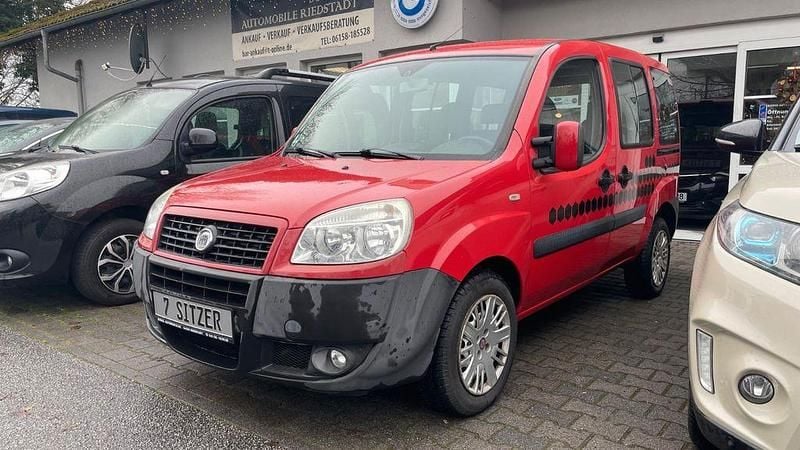 Rot Gebraucht 2008 Fiat Doblò Van / Kleinbus | 2.990 € (Fairer Preis) - Bild 1/4