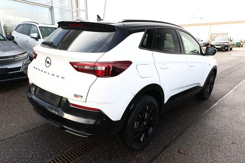 Neu Opel Grandland X 136 PS (100 kW) 2025 Arktis weiß SUV