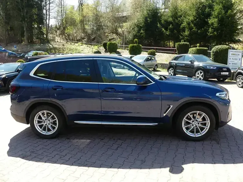 Gebraucht BMW X3 Performance 190 PS (139 kW) 2022 Blau SUV